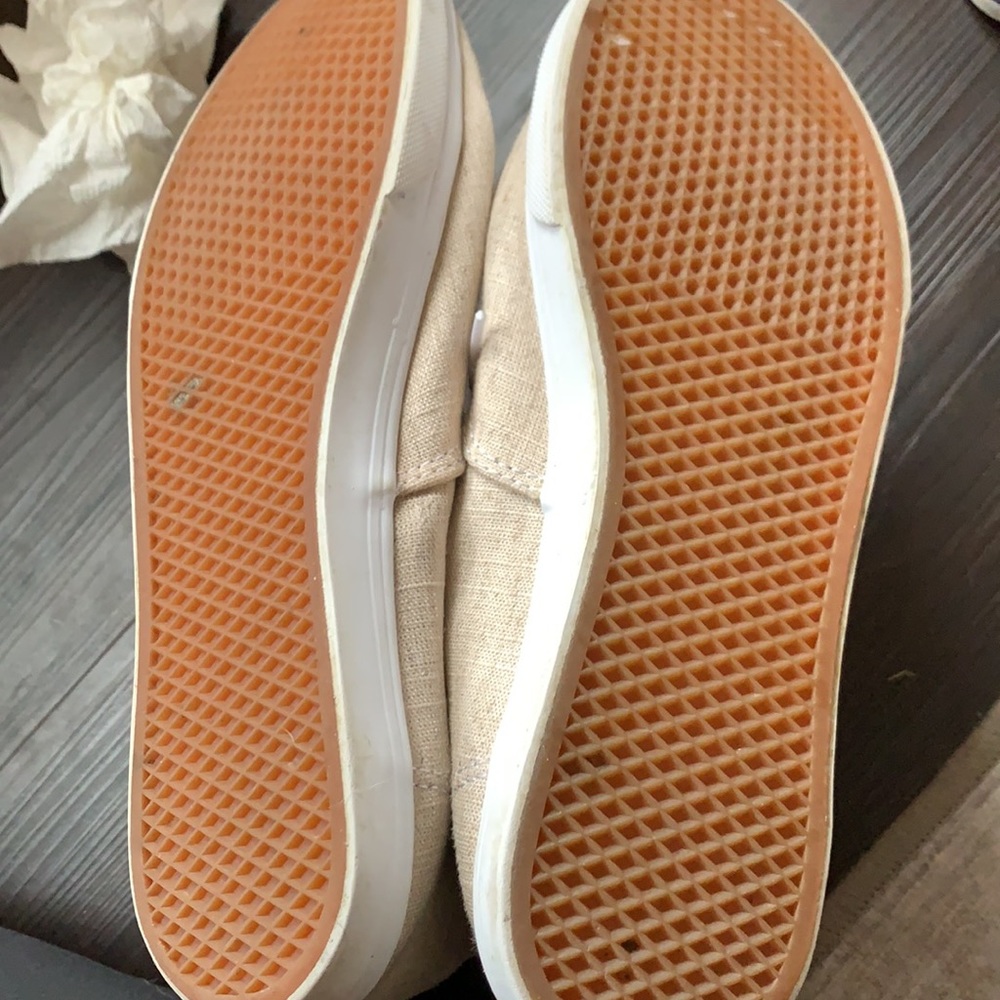Vans - Picture 9 of 9